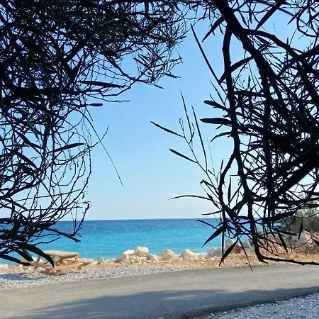בית נופש дом на берегу моря Adelina