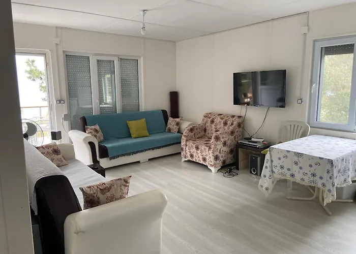 дом на берегу моря Adelina Semesterbostad *