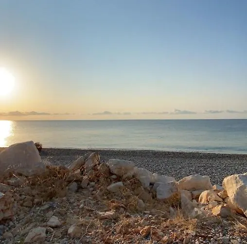 Semesterbostad дом на берегу моря Adelina