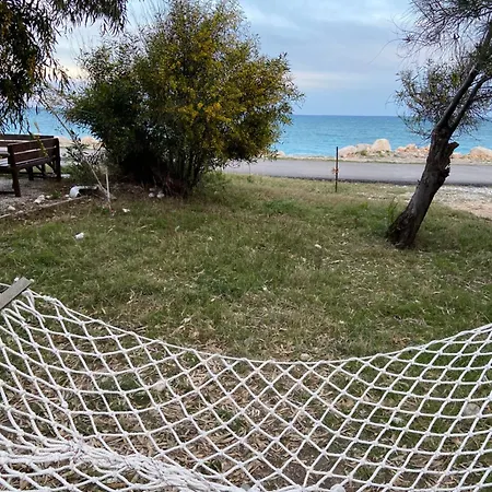 Дом отдыха дом на берегу моря Adelina *