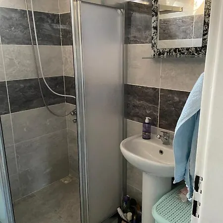 Дом отдыха дом на берегу моря Adelina *