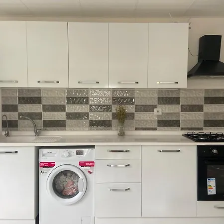 Дом отдыха дом на берегу моря Adelina