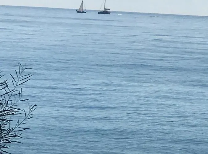 дом на берегу моря Adelina *