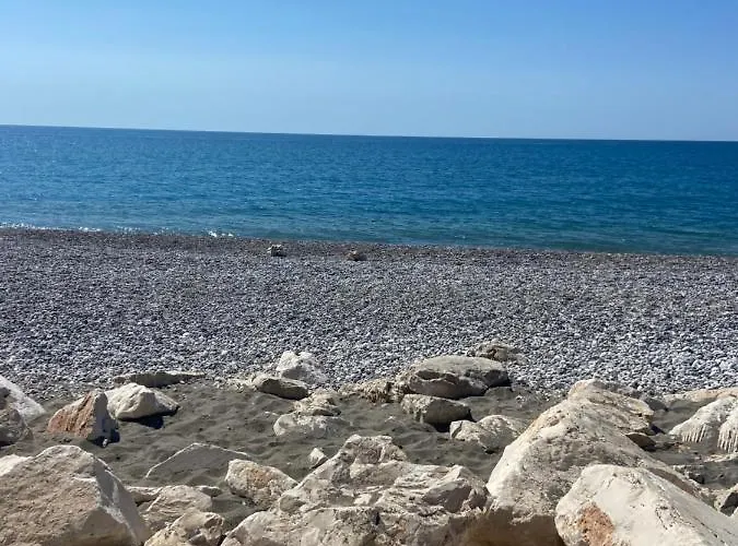 Semesterbostad дом на берегу моря Adelina