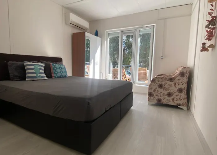 дом на берегу моря Adelina Semesterbostad