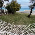 Holiday home дом на берегу моря Adelina *