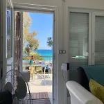 Holiday home дом на берегу моря Adelina