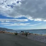 дом на берегу моря Adelina *